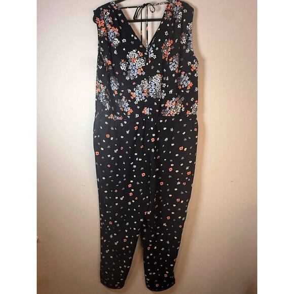 Ann Taylor LOFT Sleeveless Jumpsuit Black Floral Pockets Elastic Waist Size XL - Picture 1 of 9